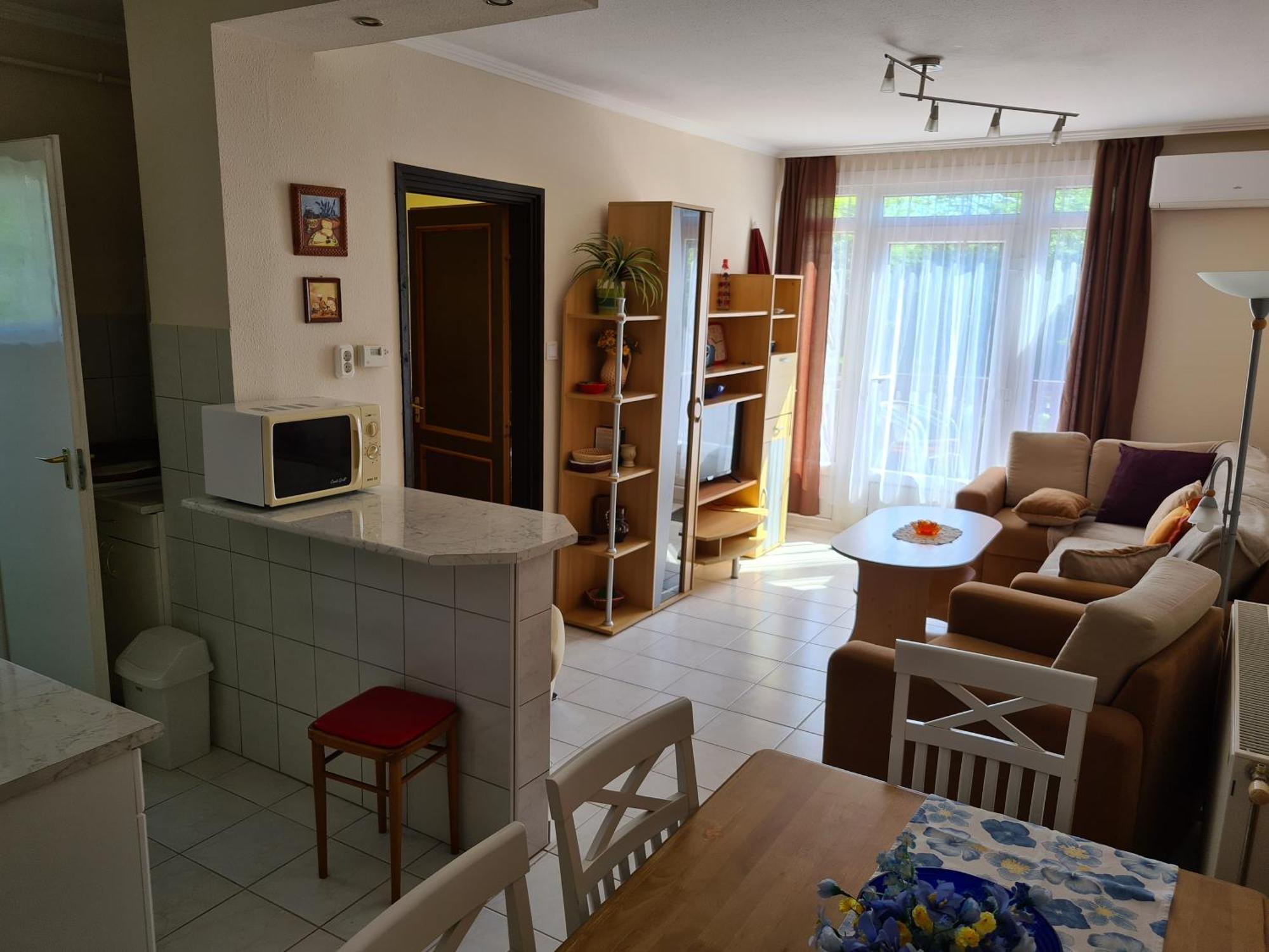 Balazs Apartman 佐洛卡罗斯 外观 照片